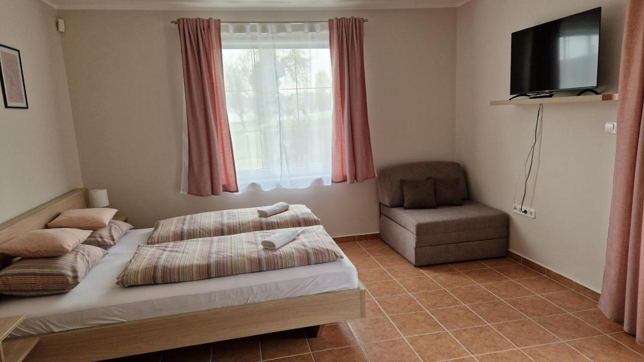 Silence Apartmanhaz Zalakaros Extérieur photo